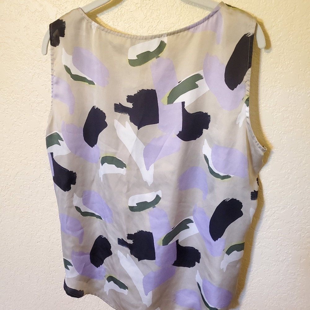Nine west womans sleeveless shirt